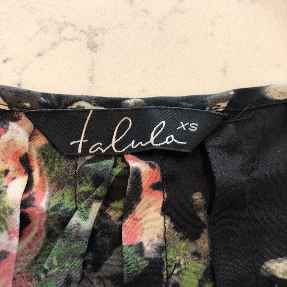 Aritzia Talula Black Floral Top XS - Picture 2 of 4